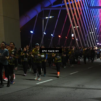 Runner Photo 6130758