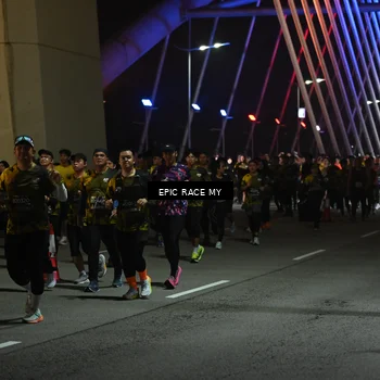 Runner Photo 6130773