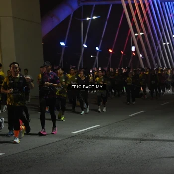 Runner Photo 6130786