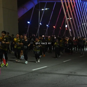 Runner Photo 6130791