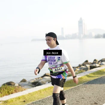 Runner Photo 6130800