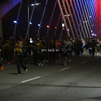 Runner Photo 6130820
