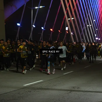 Runner Photo 6130844