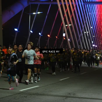 Runner Photo 6130861