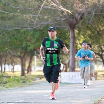 Runner Photo 6130902