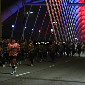 Runner Photo 6130917