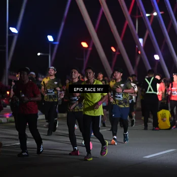 Runner Photo 6131001