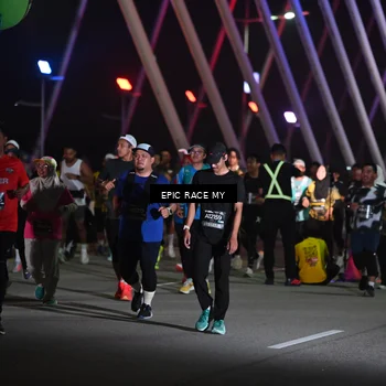 Runner Photo 6131046