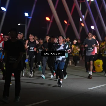 Runner Photo 6131084
