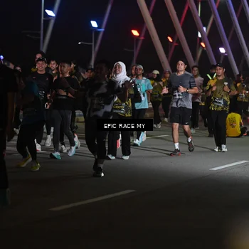 Runner Photo 6131096