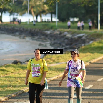 Runner Photo 6131102