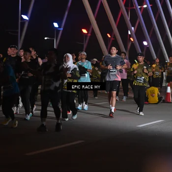 Runner Photo 6131109