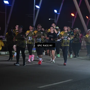 Runner Photo 6131149