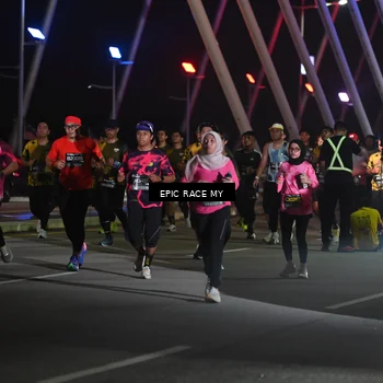 Runner Photo 6131166