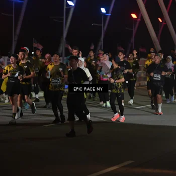 Runner Photo 6131280