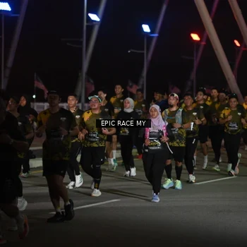 Runner Photo 6131306