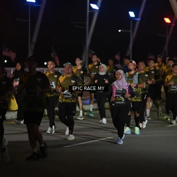 Runner Photo 6131309