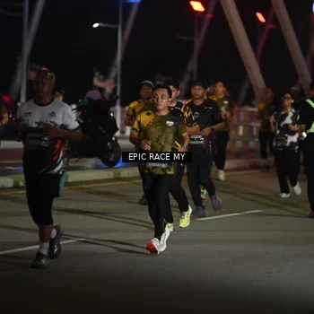 Runner Photo 6131410