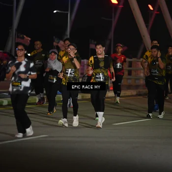 Runner Photo 6131435