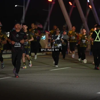 Runner Photo 6131439