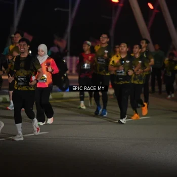Runner Photo 6131457