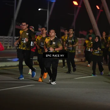 Runner Photo 6131462