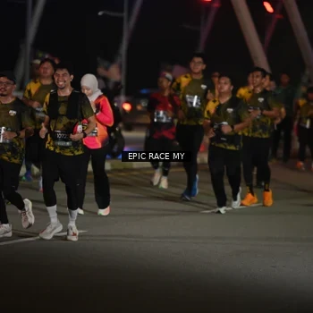 Runner Photo 6131464