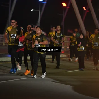 Runner Photo 6131466