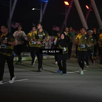 Runner Photo 6131475