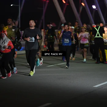 Runner Photo 6131533