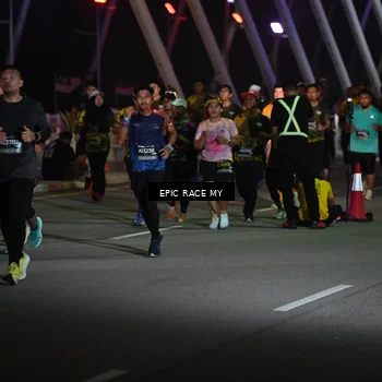 Runner Photo 6131534