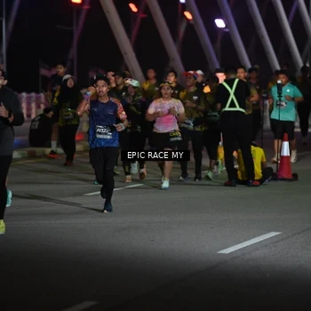Runner Photo 6131537