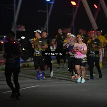 Runner Photo 6131549