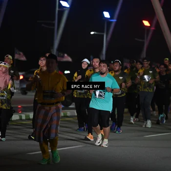 Runner Photo 6131566