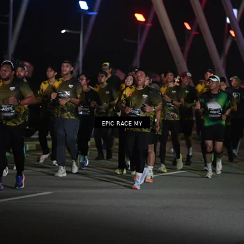 Runner Photo 6131585
