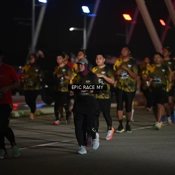 Runner Photo 6131637