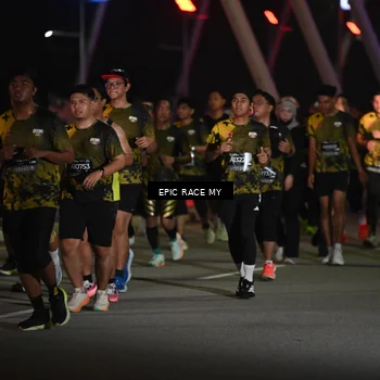 Runner Photo 6131663