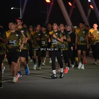 Runner Photo 6131664