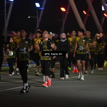 Runner Photo 6131676