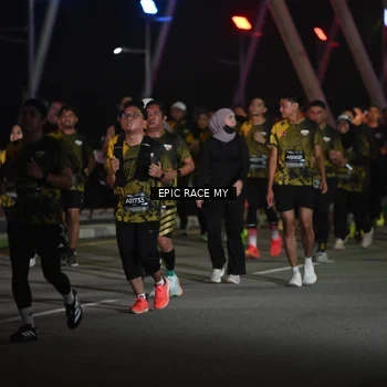 Runner Photo 6131681