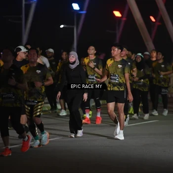 Runner Photo 6131689