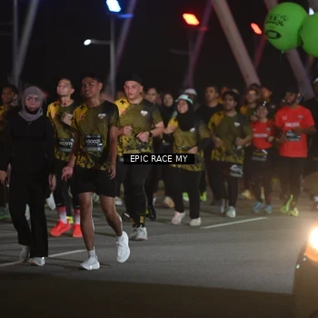 Runner Photo 6131708