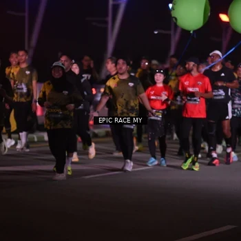 Runner Photo 6131717
