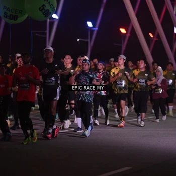 Runner Photo 6131731