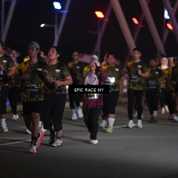Runner Photo 6131751