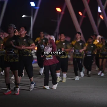 Runner Photo 6131765