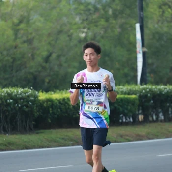 Runner Photo 6131772