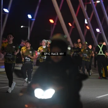 Runner Photo 6131777