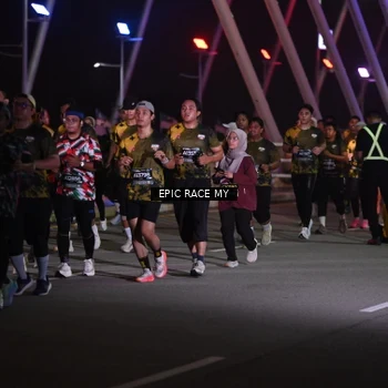 Runner Photo 6131779