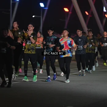 Runner Photo 6131861
